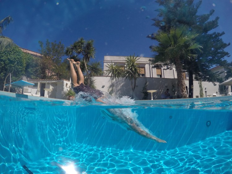 DCIM103GOPROG0598209.